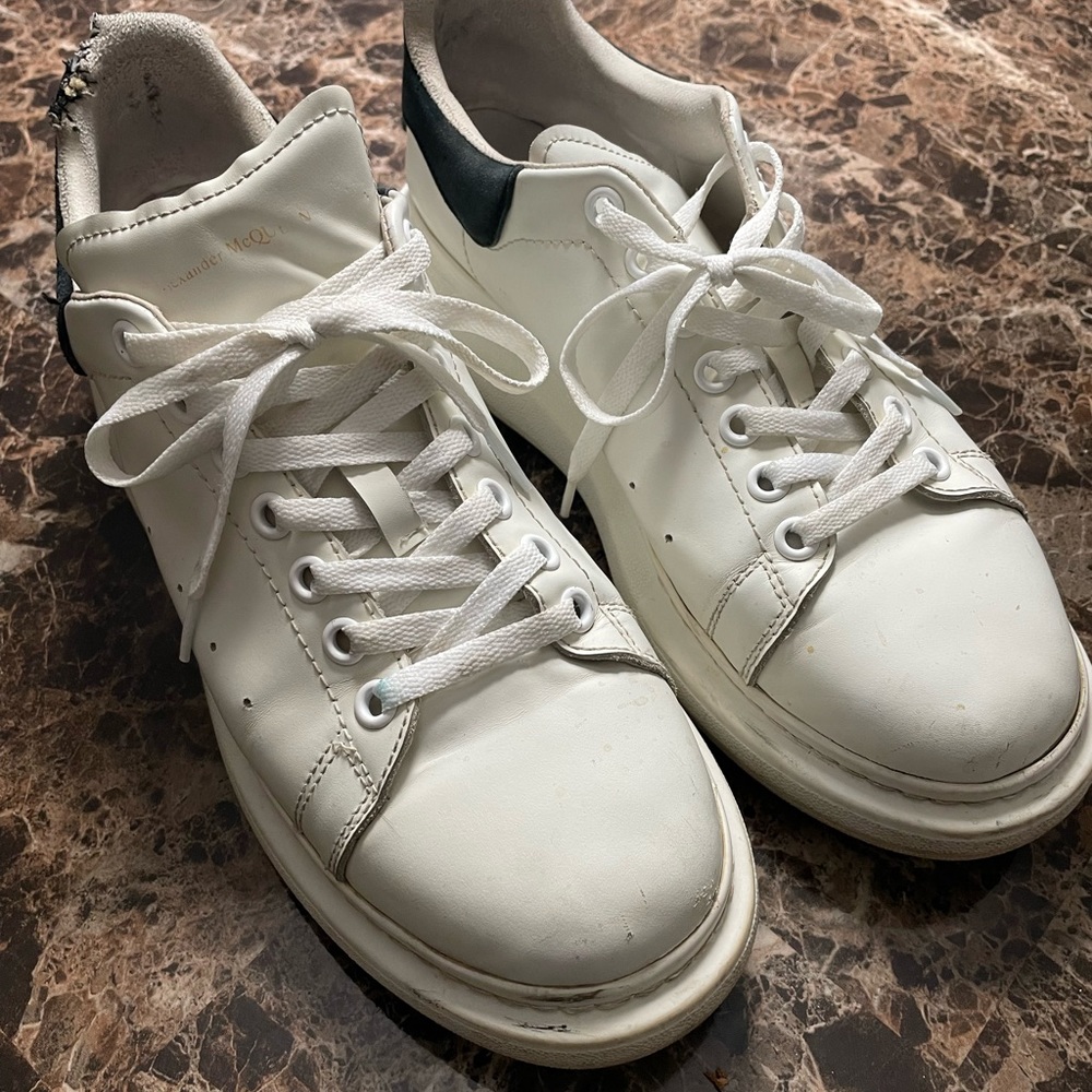 Alexander McQueen Oversized Sneaker